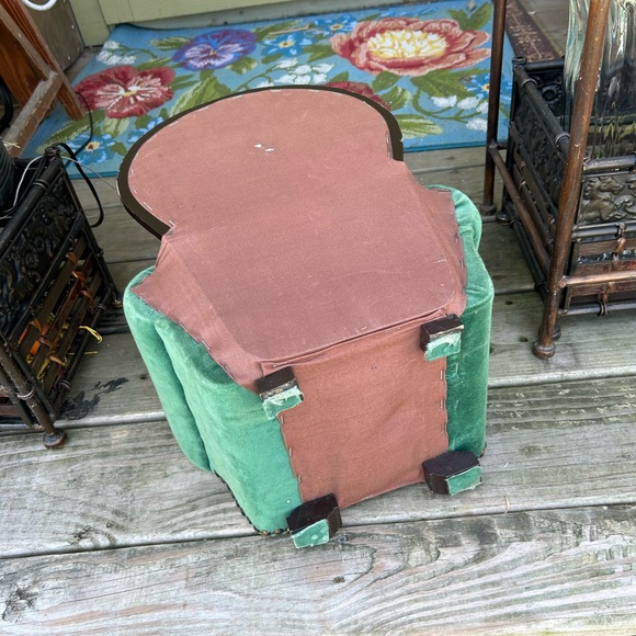 Vintage Victorian Green Velvet Upholstered Doll Chair - Picture 6 of 9